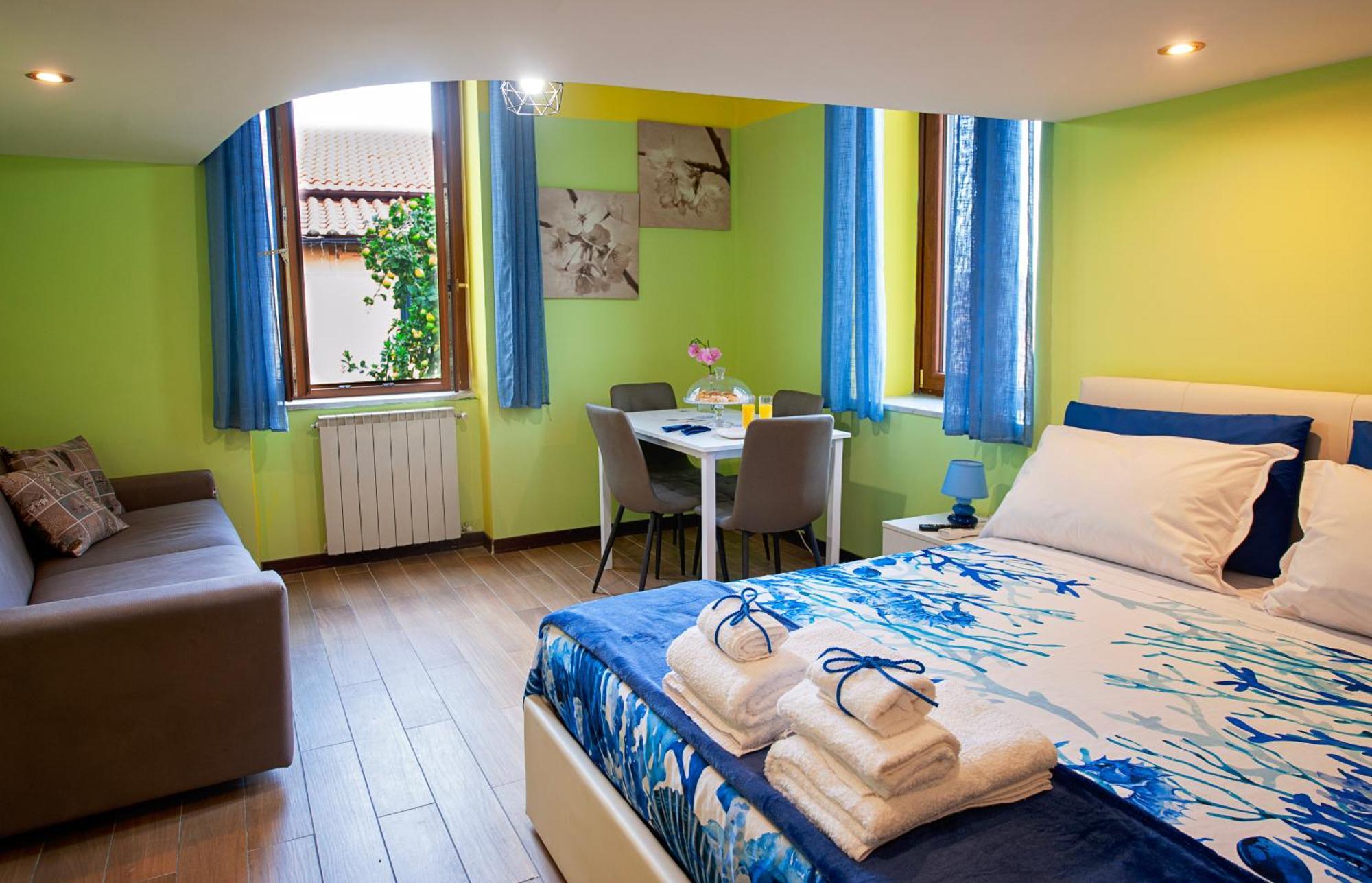 Casa "Positano" Da Ely - Salerno Centro Con Self Check-In Apartamento Exterior foto